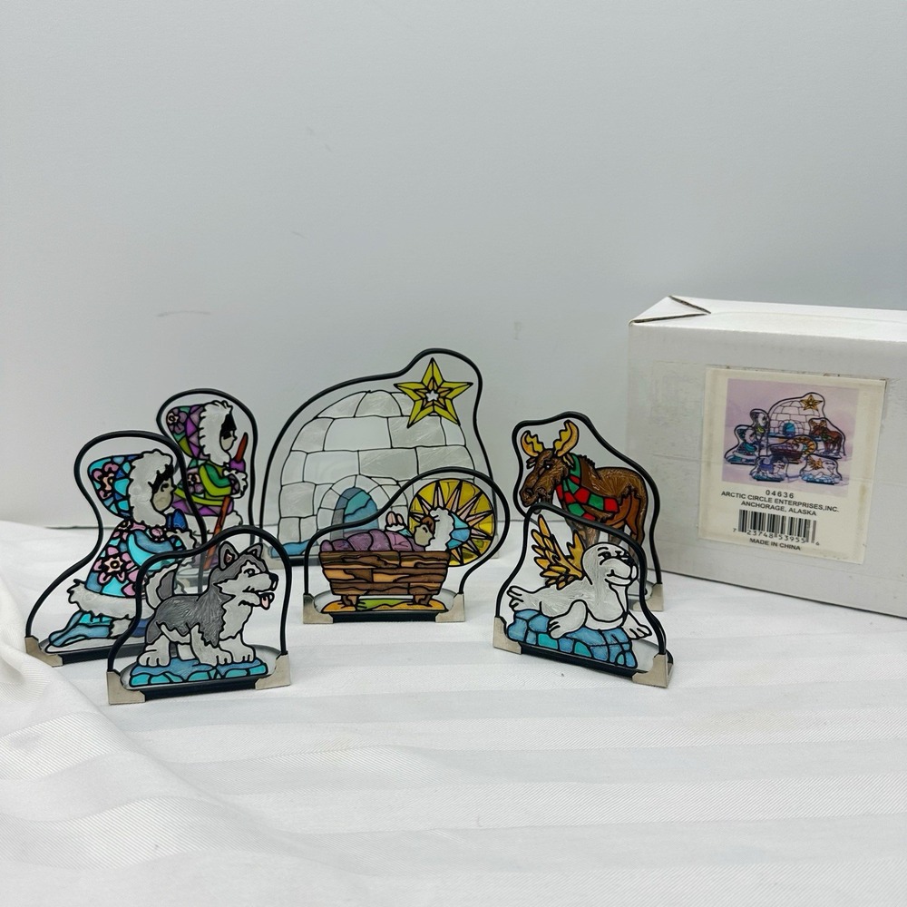 Arctic Circle Alaskan Stained Painted Glass 7 Pc Nativity Igloo Moose Seal Snow - Picture 2 of 13